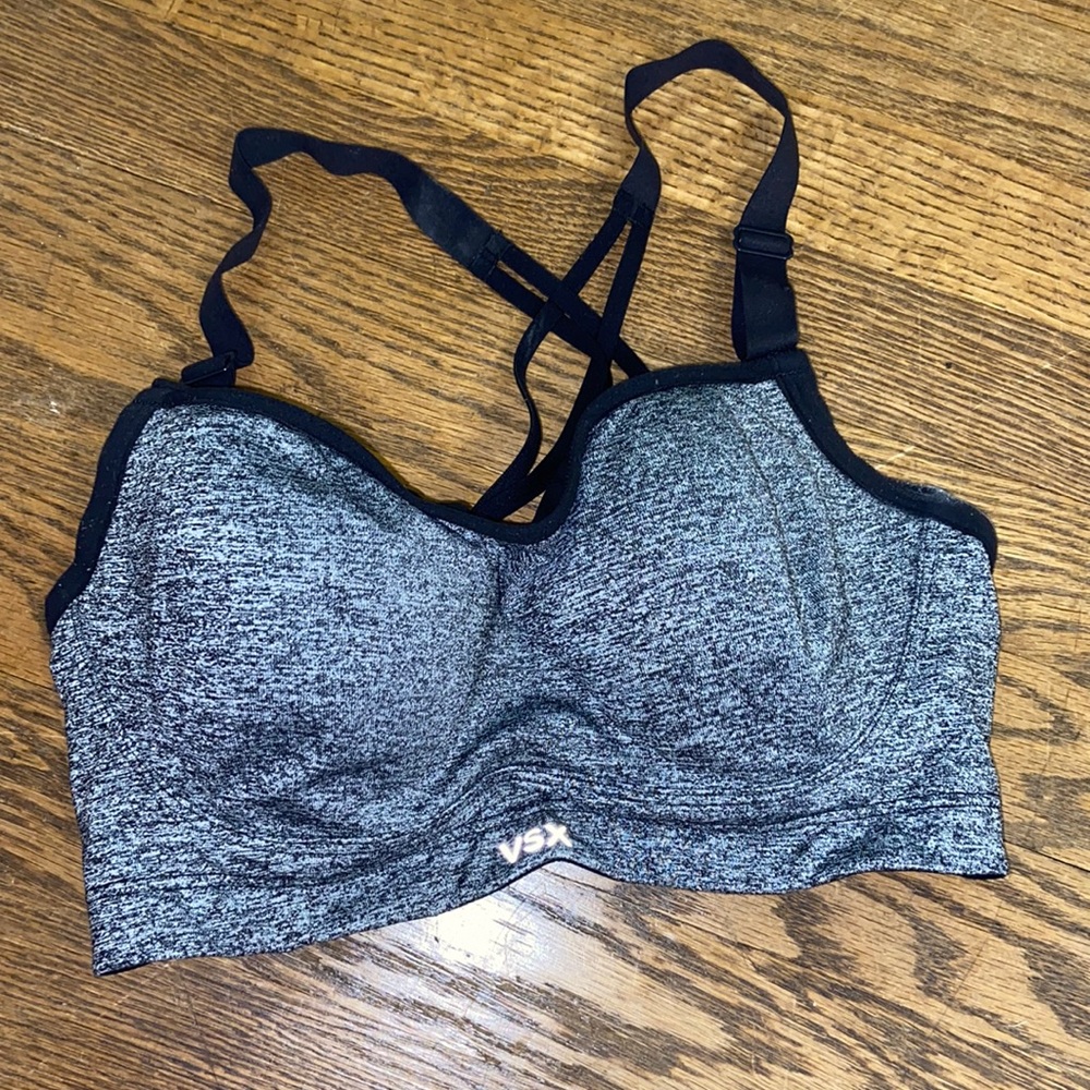 Victoria secrets sport bra